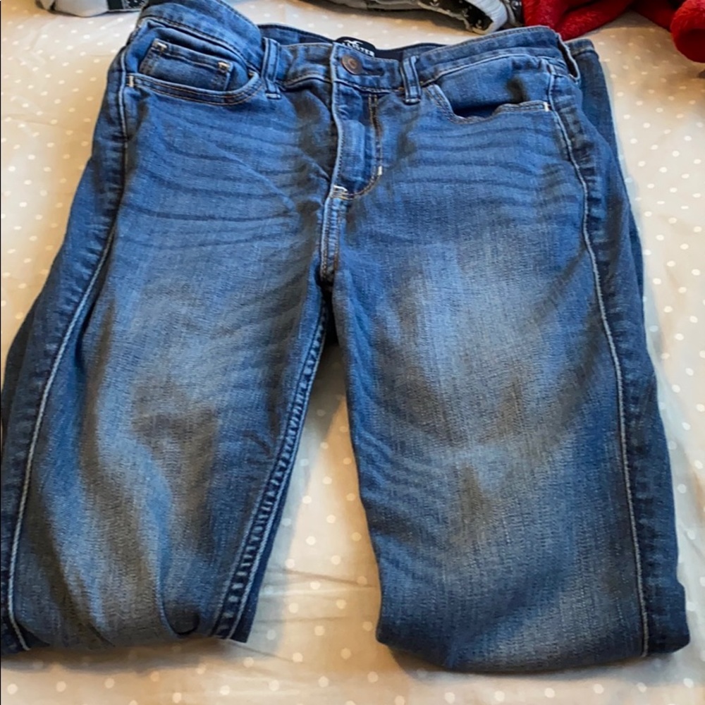 dark wash hollister jeans